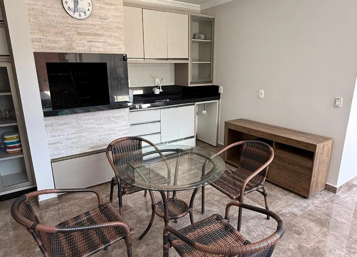 Bella Casa Suites Itapema Homestay